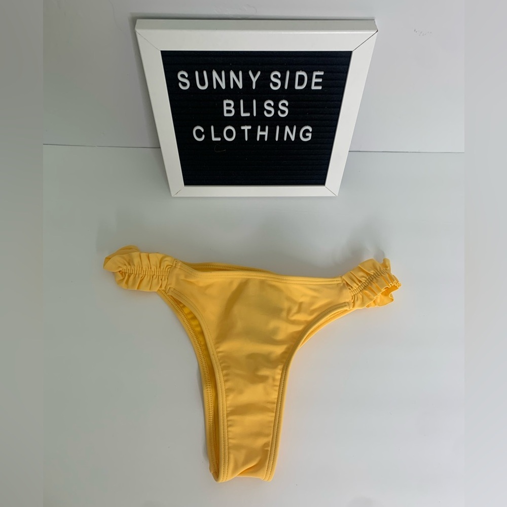 Hollister Yellow Super Cheeky Bikini Bottoms Ruffle Side Swim Size Small